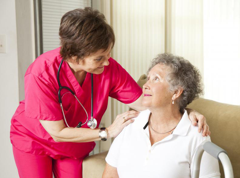 elderly woman with nurse for Toxplus SA